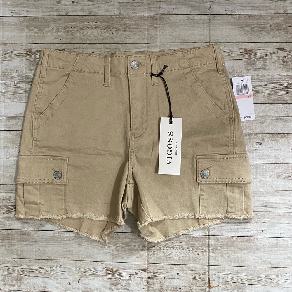 VIGOSS cargo beige shorts